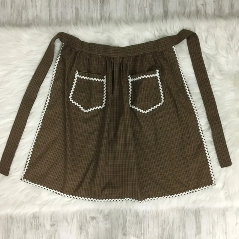 Vintage Brown Half Apron White Rick Rack Pockets Handmade Tie Sash Green Black - Picture 10 of 14